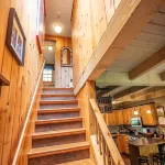 Snow Owl Chalet - Dover,  4-Bd 3-Bth - 10 Min. - Mt Snow! Saltwater Hot Tub! - 4-Star