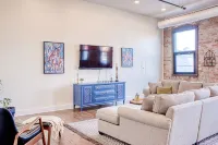 Luxurious Downtown Owosso Loft - Wifi