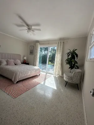 2 Bedrooms, Bay WaterViews, Beaches, shops, Marina, fishing, all near by - Wifi