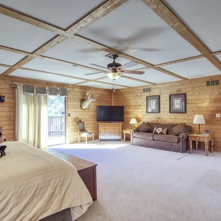 Secluded Cabin w/ HOT TUB, Woodburning Stove, VIEW on PRIVATE 2 acres