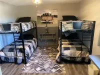7 Bedroom Country Lodge Close to Town - Rooster Roost Ranch Lodge - Wifi