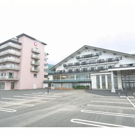Takayu Onsen Kagetsu Highland Hotel