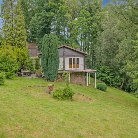 Cozy Hideaway in Ferrières