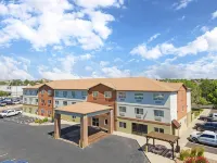 Best Western Plus the Four Corners Inn - motel