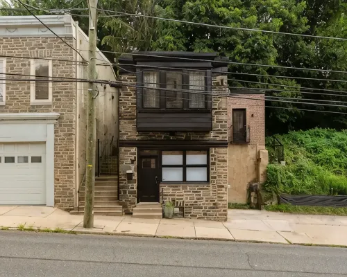 Shurs Lane Cottage, EV Charging, Free Parking, in the heart of Manayunk Hotels near Cliveden
