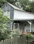 PET FRIENDLY MAIN STREET LOFT, WALKING DISTANTANCE TO OLD TOWN TOMBALL - 3-Star