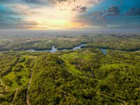 Private 3Br/2BA Territory Home Nestled in the Trees - Stonecrest - 4 estrellas