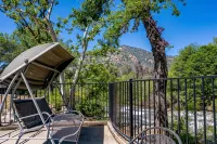 River Oasis with Plenty of Family Fun - 3 tähden