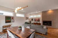 Modernist Masterpiece: 'Simply the Best' - 4 stjerner