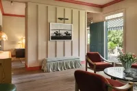 Le Petit Pali St Helena - Bãi đậu xe