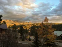 Altitude Adjustment cabin near Wolf Creek - pet friendly - Chalets