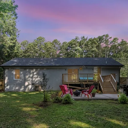 Southern Charm, 3 King Bedrooms, Central