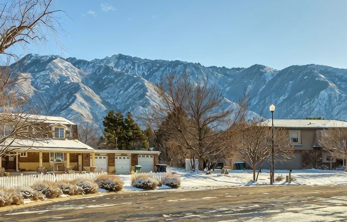 Mountainside Oasis, 1.2 Acres at Base of Mountains Perfect for Family Gatherings