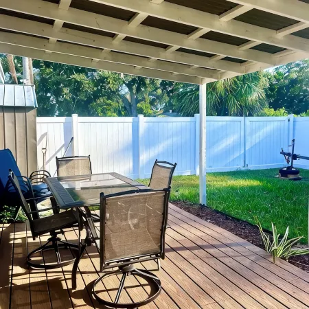 Prime Location, 2 Bath/2 Bed Perfect Getaway