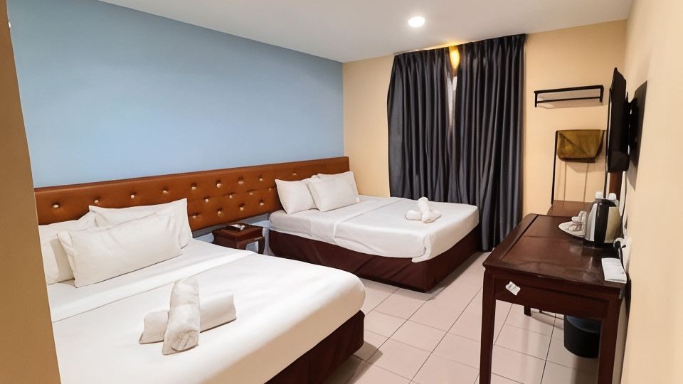 EG Hotel JJ