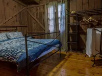 Cabbage Tree Cottage @ Hidden Valley Retreat Cottages - Tiny houses