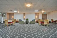 King Hotel - Pysäköinti