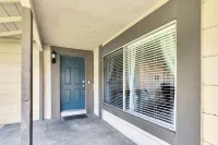Spacious 3Bd Riverside Pool Home with Hot Tub, Games, EV Charger, BBQ, 2 Parking - 3-Star
