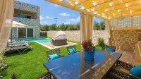 Blue Mare Villa in Rethimno Crete -  Ferienhäuser