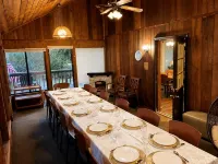 Visit Willow’s Place! All Season Pocono Retreat!  Kayaks, Canoes and Pedal Boat! - Chalets
