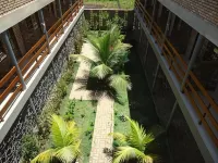 Pousada Taieiras - parking