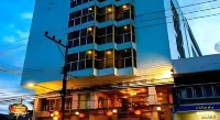 Lake Inn Hotel - 2-Star