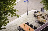 Jambon Hotels in Wanroij