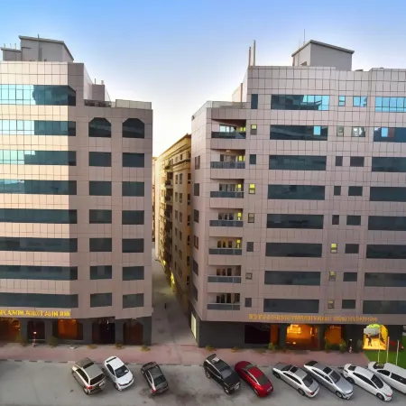 Emirates Stars Hotel Apartments Sharjah Отели рядом с достопримечательностью «Район Аль-Хан»