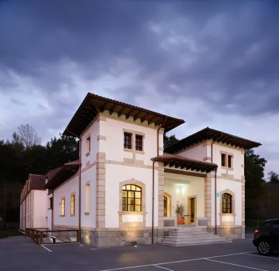 Hotel Granda Hotels near Pico Pierzo (1552 m.)