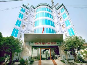 Van Giang Hotel