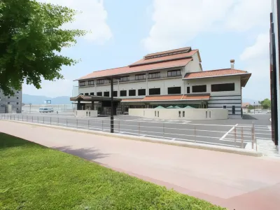 Saijo Hakuwa Hotel Hotels near Hiroshima University