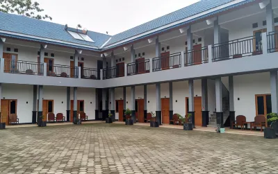 Jaya Wonosari Hotel dekat Ratu Gunung Mengger