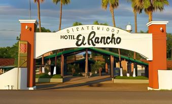 Hotel Rancho El Tesoro