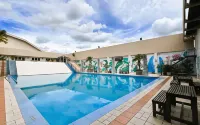 Bumi Senyiur Hotel - Pools
