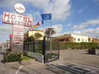 La Costiera Hotel