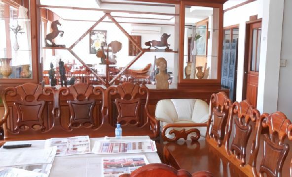 Chanthasom Guesthouse - Housity