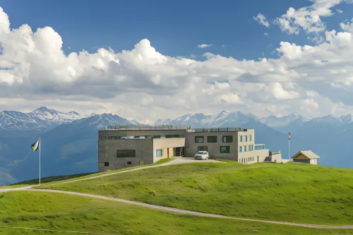 Chetzeron Hotels in Lens