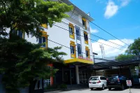 Hotel Bunga Permata Hotel dekat Alun Alun Maros