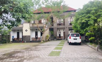 Hotel Warta Putra