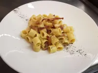 The Hive Hotel - breakfast