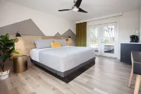 4411 Inn & Suites Hotels in Michigan City