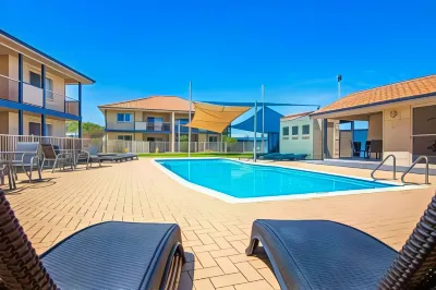 Pinnacles Edge Resort Hotels in Cervantes