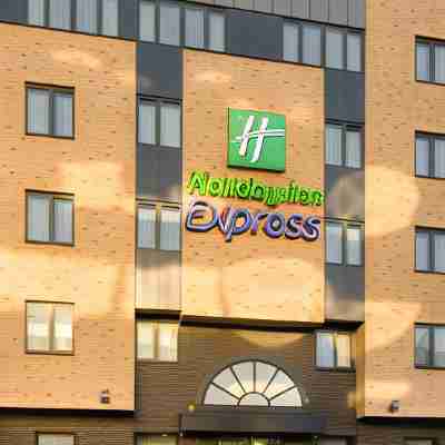 Holiday Inn Express Hasselt Hotel Exterior
