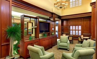 Holiday Inn Express & Suites Charleston - Mount Pleasant