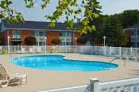 Quality Inn and Suites St Charles -West Chicago Hotels in Saint Charles