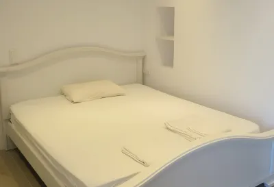 Breath Taking Views Standard Apartment for Adults Only, Families, Couples Hotels in 