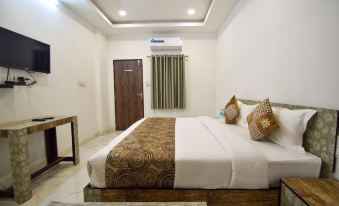 Hotel Keshav Residency