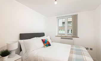 Skyvillion - Spacious 2Bed W/Balcony in Barnet