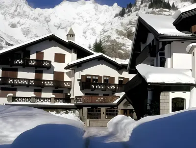 Hotel Del Viale Các khách sạn ở Courmayeur