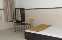 AC Rooms Near Ladghar Beach Hotels in Ladghar